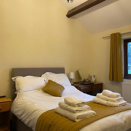 Ye Olde Bowling Green Inn Bradwell  Экстерьер фото