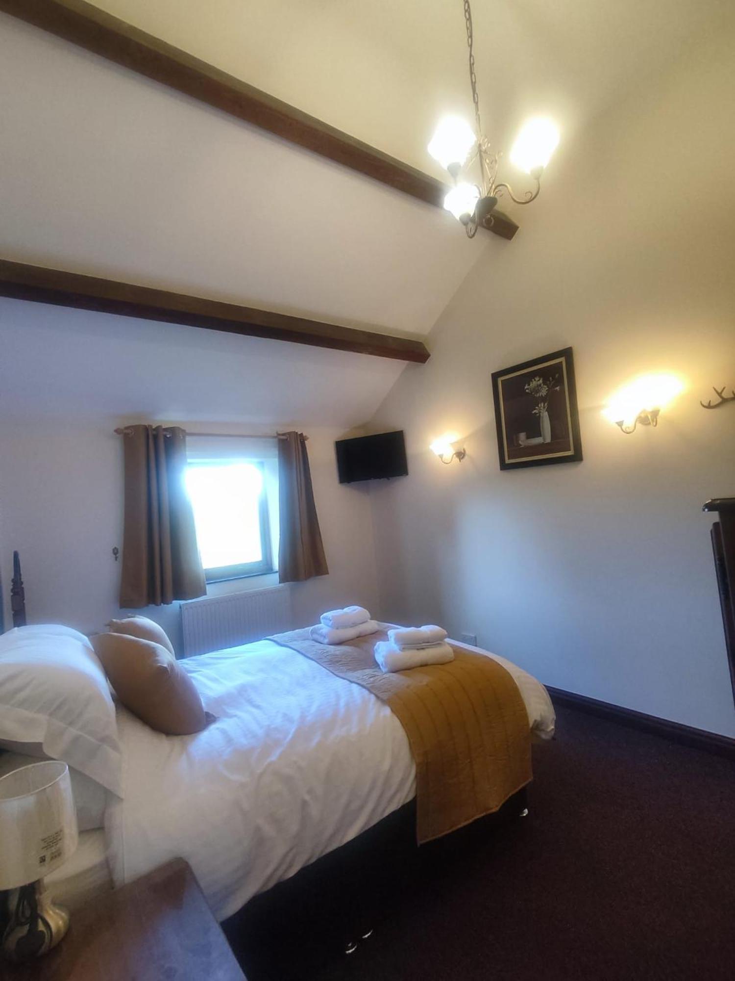 Ye Olde Bowling Green Inn Bradwell  Экстерьер фото